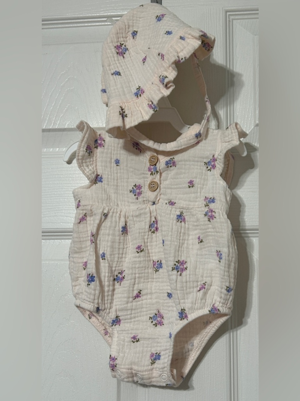 Charlotte & Star Newborn Girl Floral Romper With Sun Hat Gauze Cotton 3-6 Months